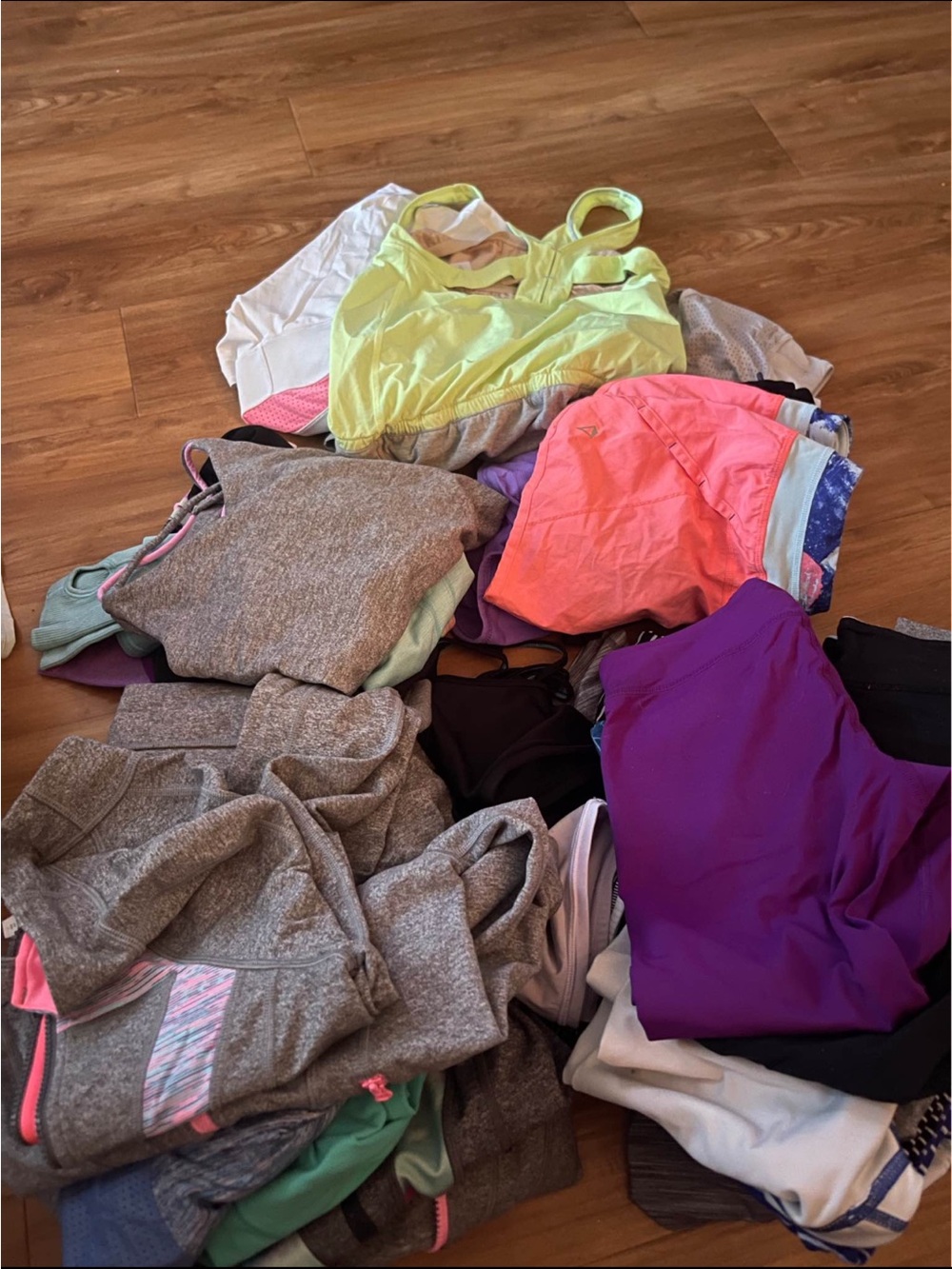 Iviva by Lululemon girls sz 10 LOT